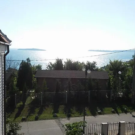 Konukevi Morska Zvezda 3*