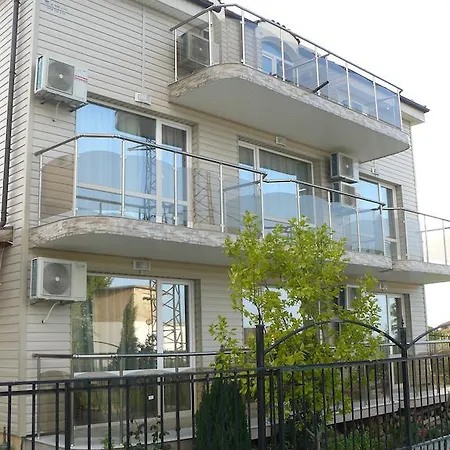 Konukevi Morska Zvezda 3*