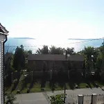 بيت ضيافة Morska Zvezda 3*