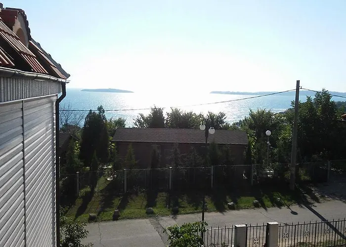 Casa de hóspedes Morska Zvezda 3*