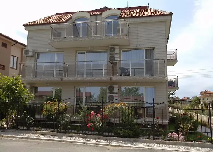 Morska Zvezda Chernomorets